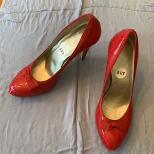 Nine West Danee Leather Reptile High Hill shoes.